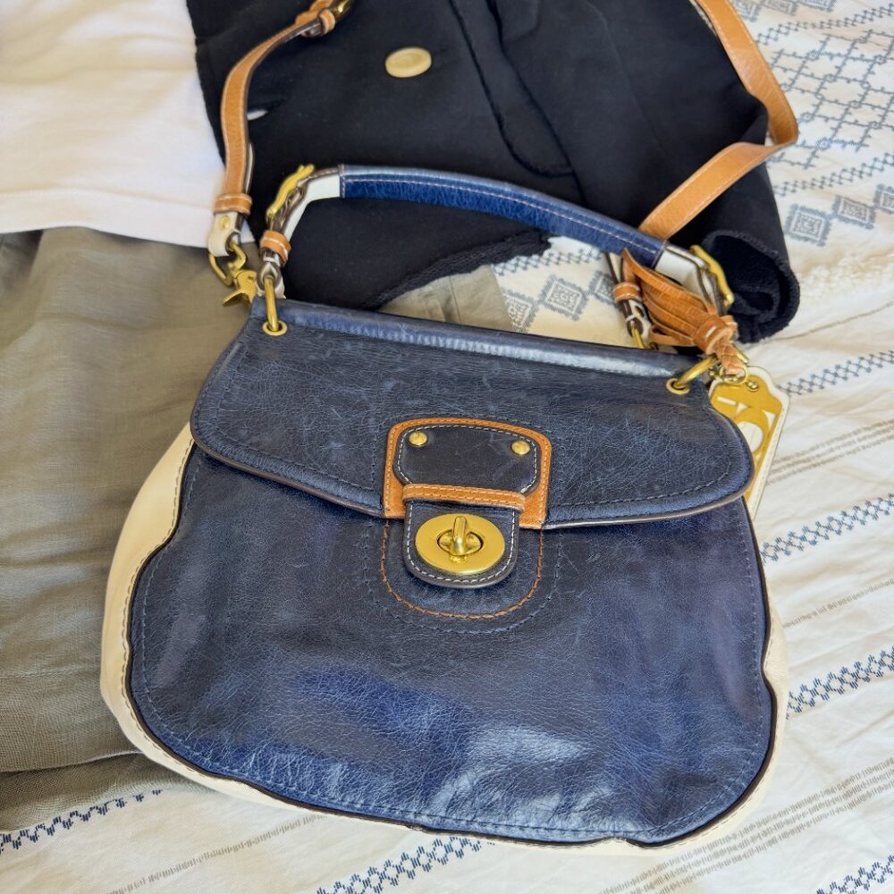 Coach Legacy Satchel Navy Cream Leather Bag Vintage Brass Turnlock Crossbody - Picture 3 of 14